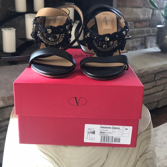 VALENTINO Crochet Sandals - Picture 6 of 6